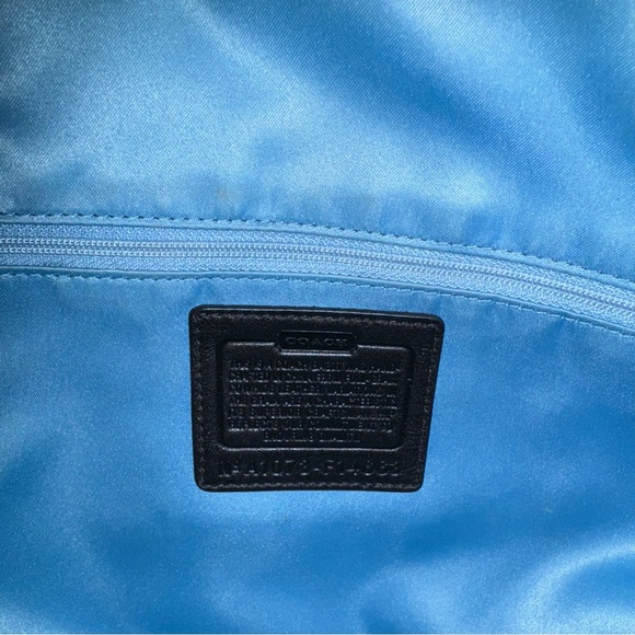 COACH SIGNATURE EMBOSSED LEAH PATENT LEATHER TOTE - Picture 8 of 11